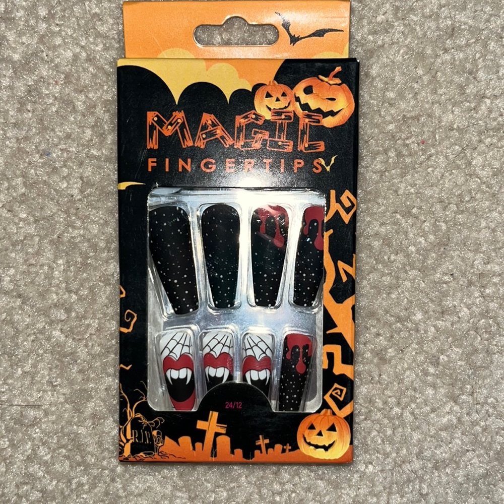 Magic Fingertips Halloween Vampire Coffin Press on Nails